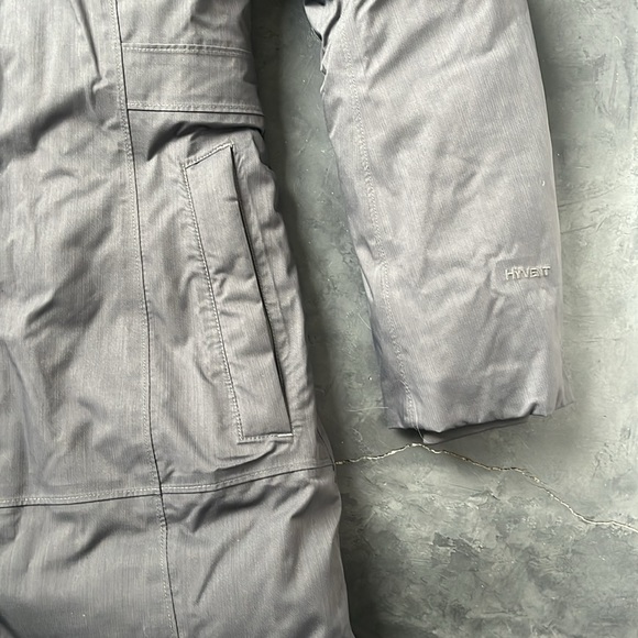 Hooded North Face Long Parka - Picture 4 of 10